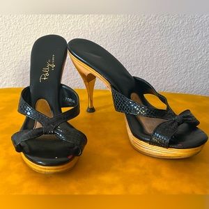 Vintage POLLY of CALIFORNIA GENIE MULES in BLACK SNAKESKIN SZ 8